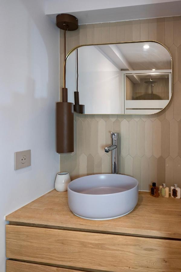 Beau studio rénové dans résidence avec piscine Saint-Tropez Extérieur photo
